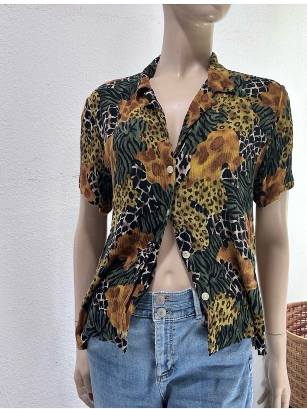 Requirements Leopard & Floral Short Sleeve Button-Down Shirt - Black & Brown - Picture 9 of 13